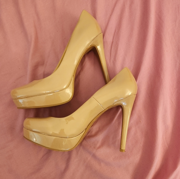 Chinese laundry heels - Picture 2 of 2